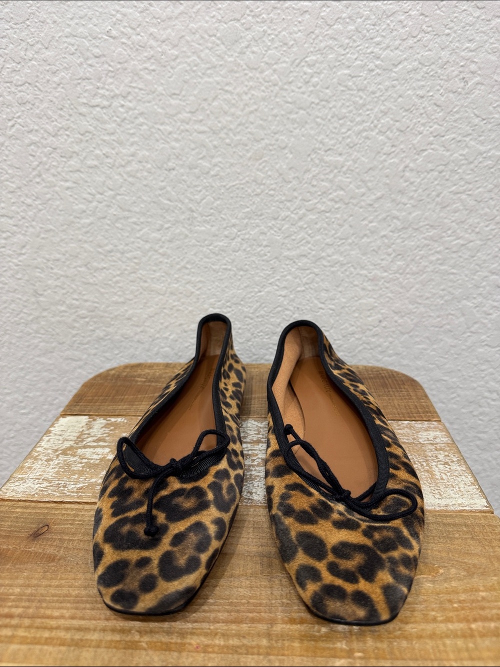 Margaux The Fonteyn Leopard Suede Ballet Flats Size 6.5W - Picture 5 of 9